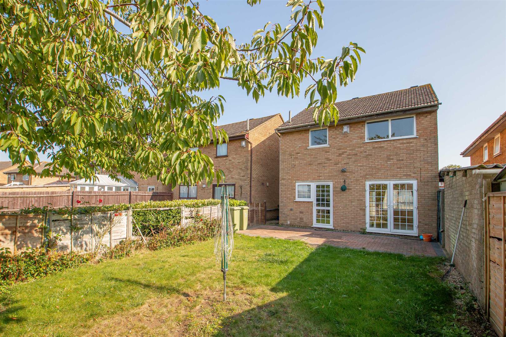 Favell Drive, Furzton, Milton Keynes